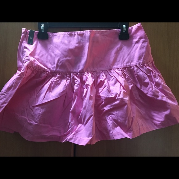 Cute pink bow skirt - Picture 2 of 4